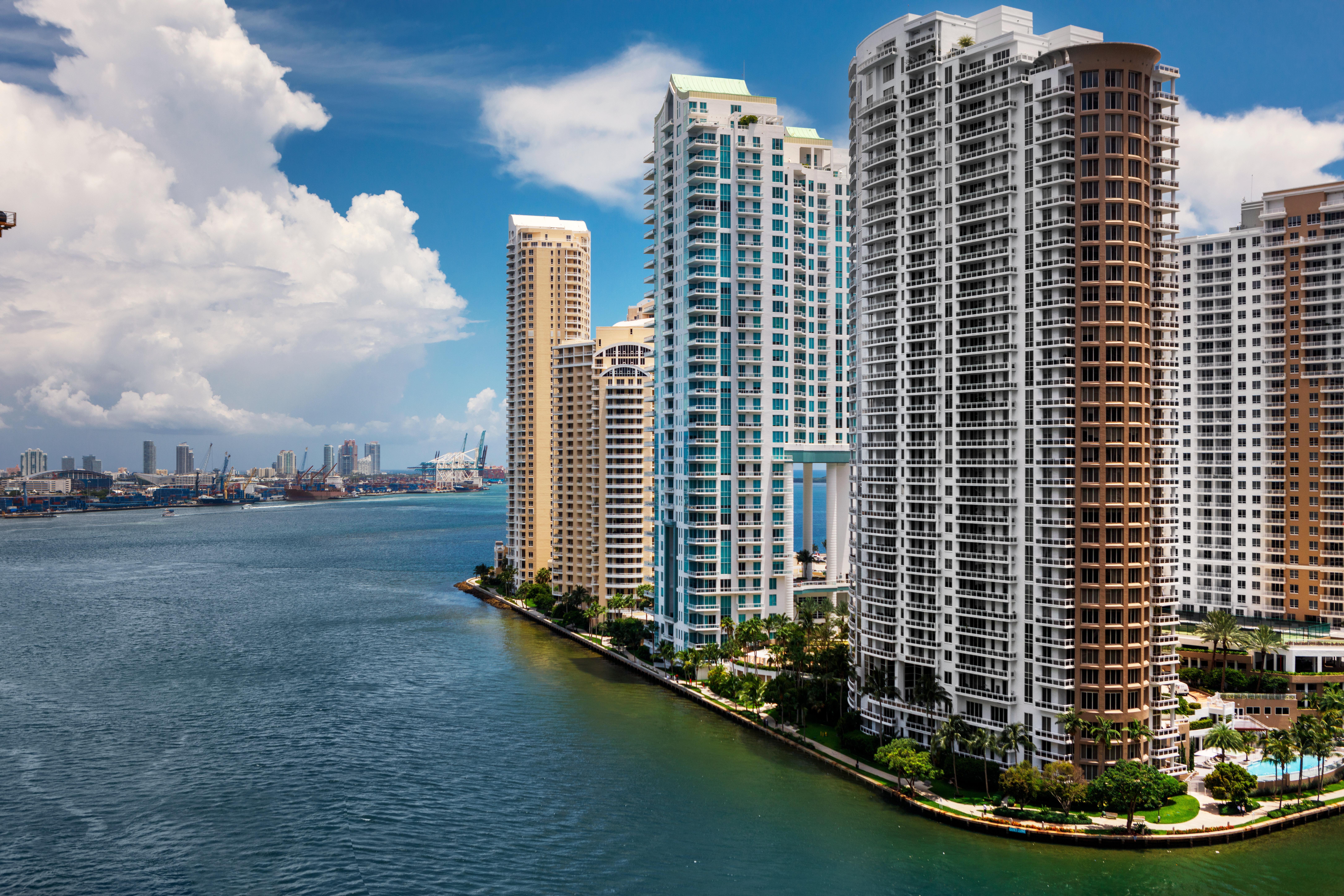 فندق كيمبتون إي بي اي سي ميامي المظهر الخارجي الصورة Brickell on the River