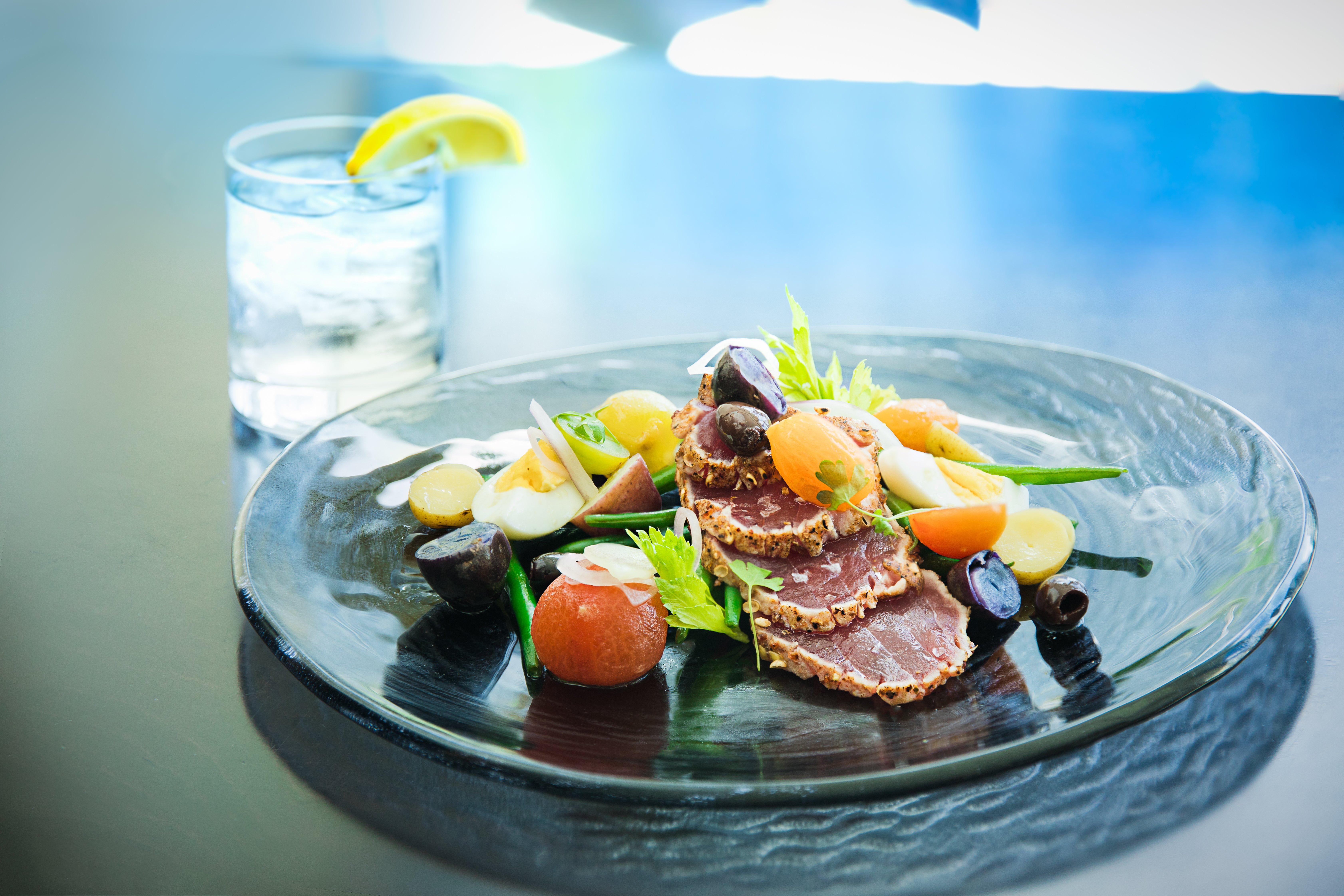 فندق كيمبتون إي بي اي سي ميامي المظهر الخارجي الصورة A plate of dried and smoked reindeer meat